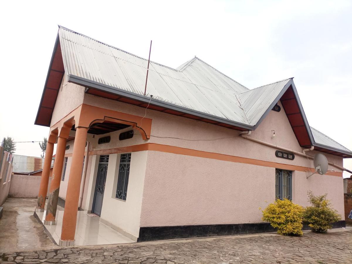 Randa'S House I Homestay Ruhengeri Zewnętrze zdjęcie