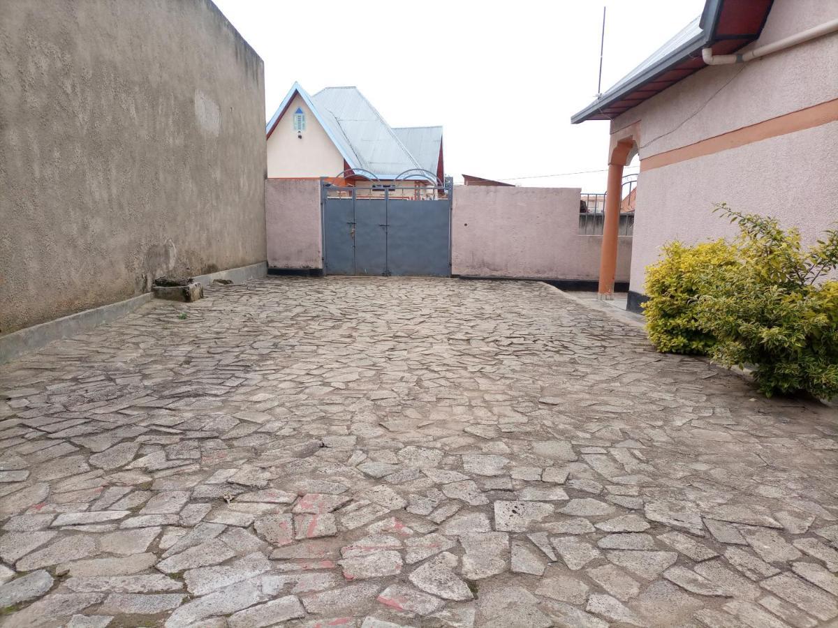 Randa'S House I Homestay Ruhengeri Zewnętrze zdjęcie